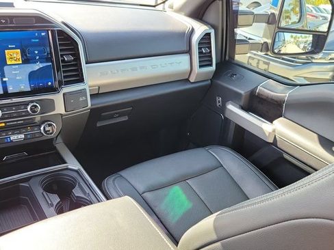 Certified 2022 Ford F250 Lariat w/ Lariat Value Package AWD/4WD image 21