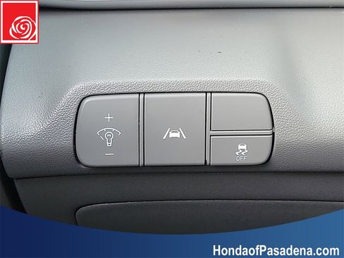 Used 2023 Hyundai Elantra SEL w/ Convenience Package image 18