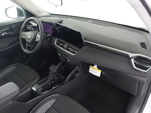 New 2026 Chevrolet TrailBlazer LS w/ LS Convenience Package FWD image 29