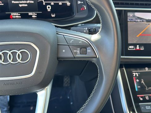Used 2022 Audi Q8 Premium Plus image 17
