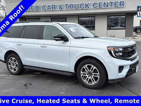 Used 2025 Ford Expedition Active image 1