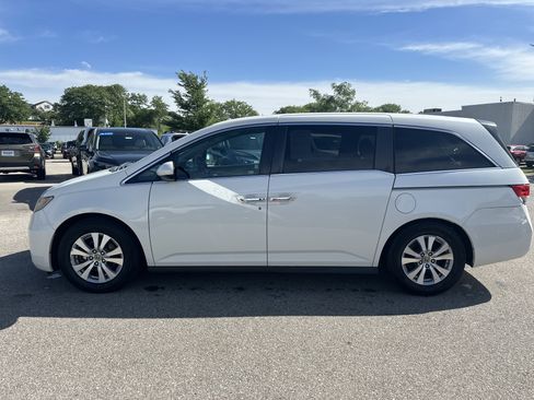 Used 2016 Honda Odyssey SE image 6