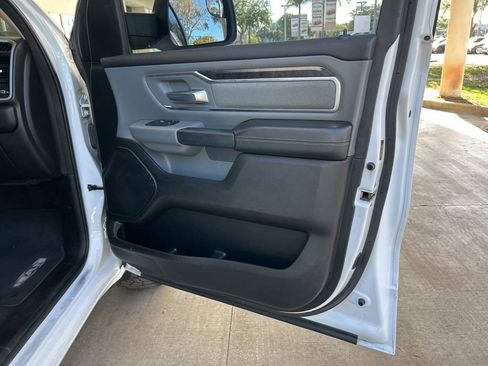 Used 2019 RAM 1500 Big Horn AWD/4WD image 26