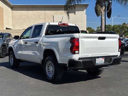 Used 2025 Chevrolet Colorado W/T image 9