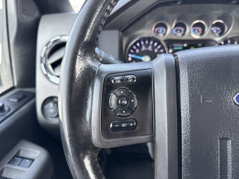 Used 2012 Ford F250 Lariat w/ Lariat Interior Pkg image 17