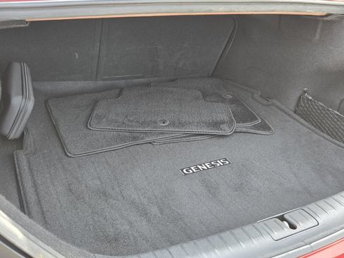 Used 2023 Genesis G70 2.0T RWD image 14