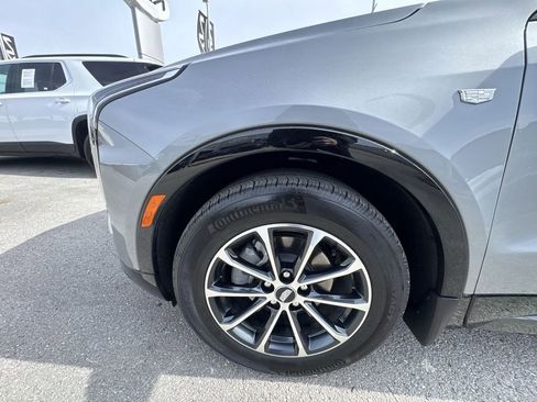 Used 2024 Cadillac XT4 Sport FWD image 2