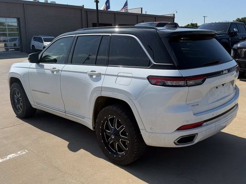 Used 2025 Jeep Grand Cherokee Summit AWD/4WD image 7