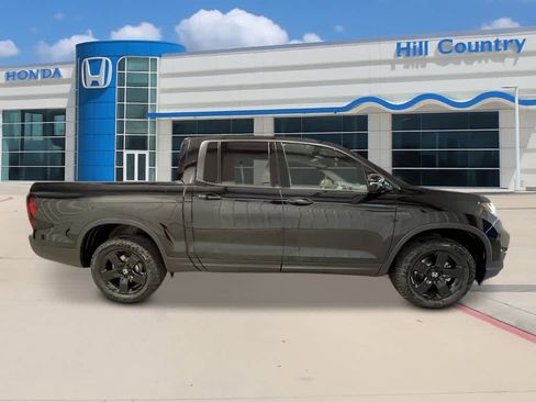New 2026 Honda Ridgeline Black Edition image 6