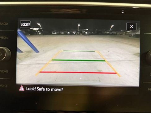 Used 2022 Volkswagen Atlas Cross Sport SEL Premium R-Line image 25