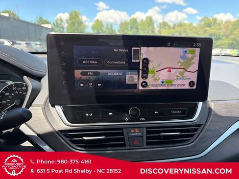 Certified 2024 Nissan Altima 2.5 SV w/ SV Premium Package FWD image 15