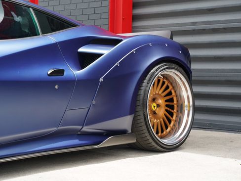 Used 2017 Ferrari 488 GTB RWD image 10