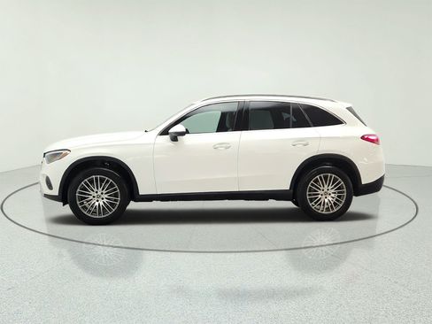 Certified 2026 Mercedes-Benz GLC 300 image 8