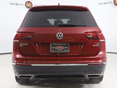 Used 2018 Volkswagen Tiguan SEL w/ 3rd Row Seat Package image 48
