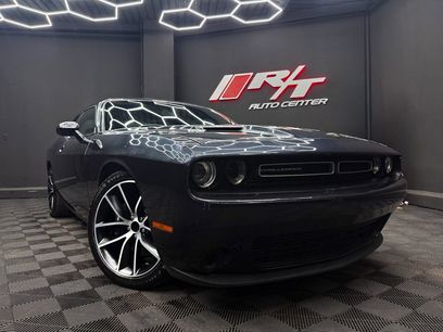 Used 2018 Dodge Challenger SXT w/ Performance Handling Group