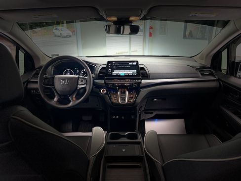 Used 2026 Honda Odyssey Elite image 22