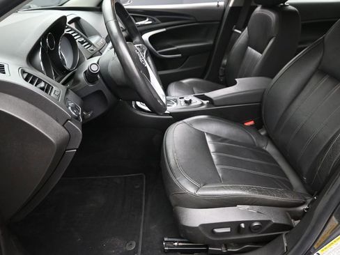 Used 2011 Buick Regal CXL Turbo w/ TO7 Preferred Equipment Group FWD image 13