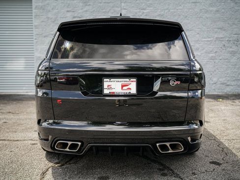 Used 2019 Land Rover Range Rover Sport SVR image 12