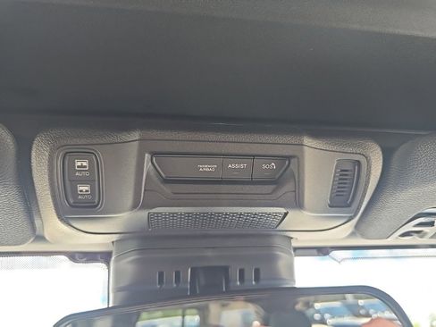 New 2025 Jeep Wrangler Sport S image 32