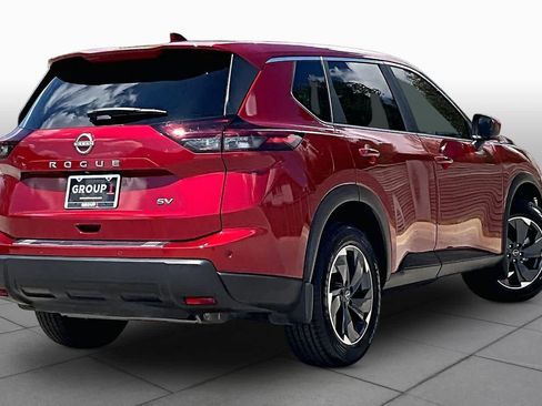Certified 2024 Nissan Rogue SV FWD image 13