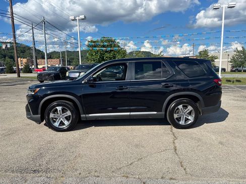 Used 2023 Honda Pilot EX-L image 2