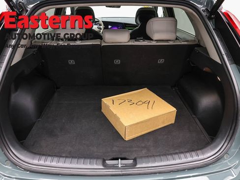 Used 2023 Kia Niro Wind w/ Wind Preserve Package FWD image 9