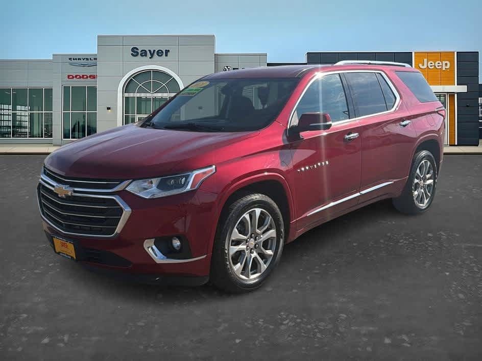 Used 2021 Chevrolet Traverse Premier AWD/4WD image 3
