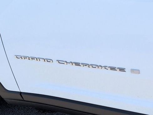 Used 2021 Jeep Grand Cherokee L Limited image 53