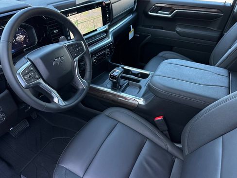 New 2026 Chevrolet Silverado 1500 RST w/ Convenience Package II AWD/4WD image 10