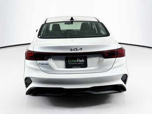 Used 2024 Kia Forte LXS FWD image 7