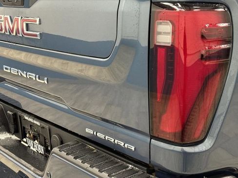 Used 2025 GMC Sierra 3500 Denali image 36