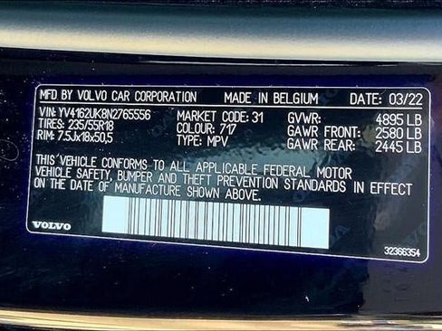 Used 2022 Volvo XC40 T5 Momentum image 33