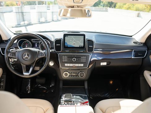 Used 2018 Mercedes-Benz GLS 450 4MATIC w/ Premium Package image 14