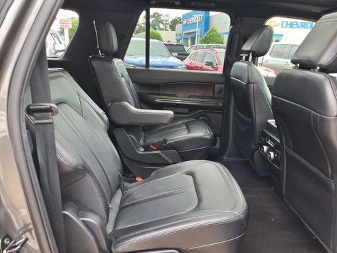 Used 2021 Ford Expedition Max Limited RWD image 19