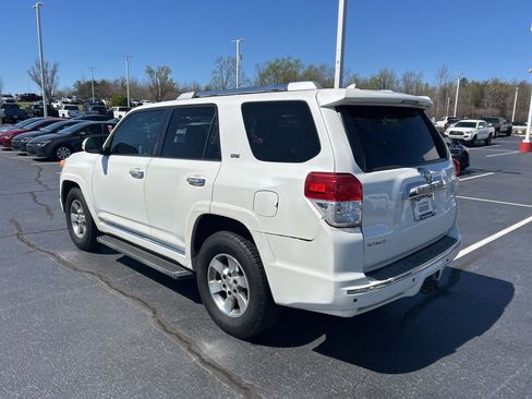 Used 2011 Toyota 4Runner SR5 image 16