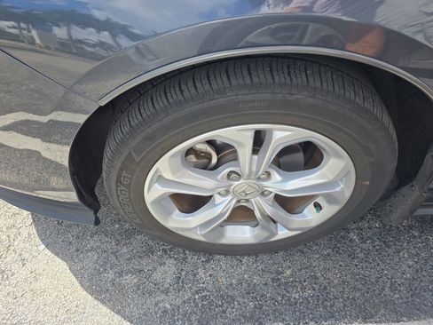 Used 2023 Honda Accord LX image 9