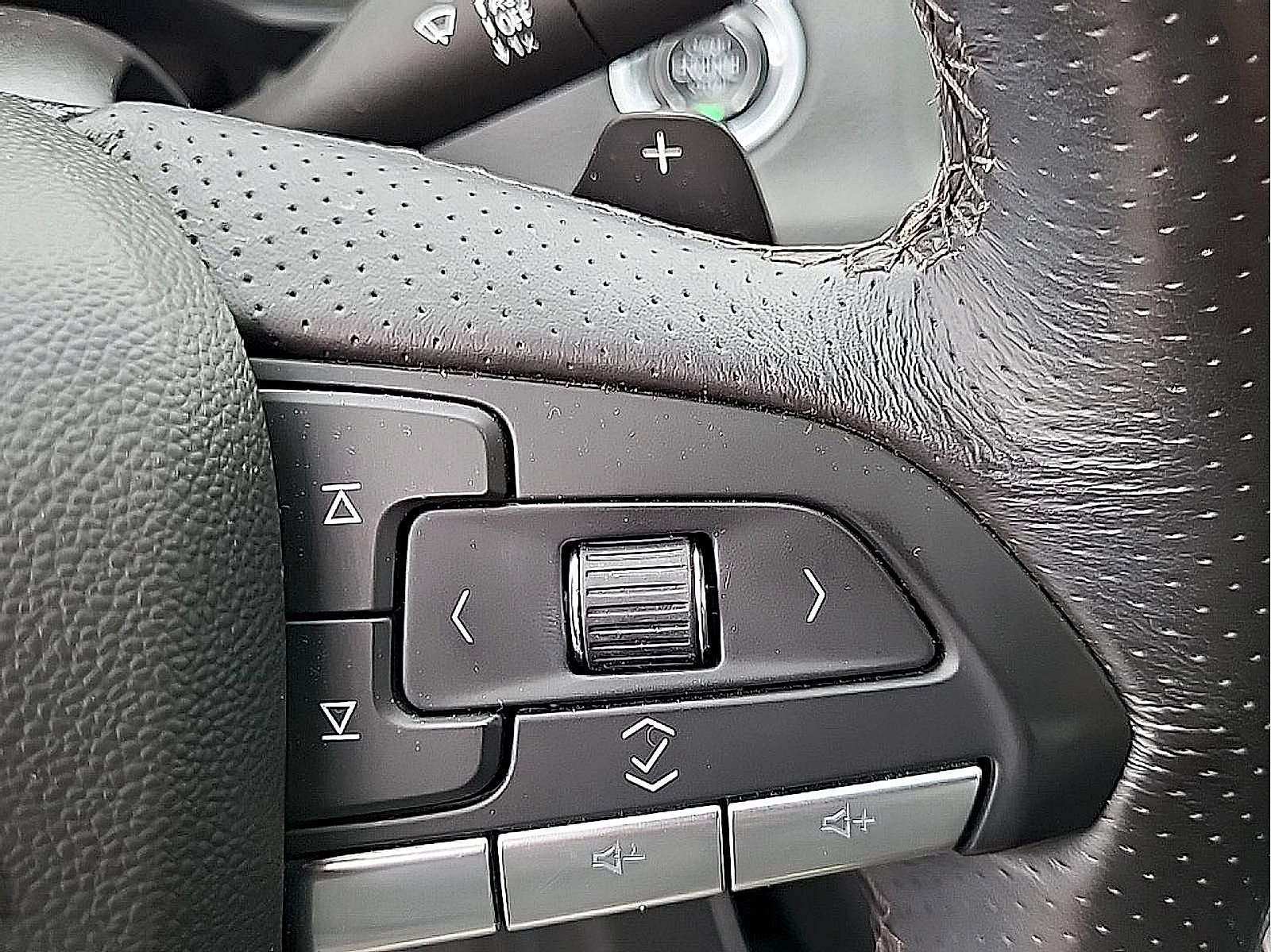 Used 2023 Cadillac XT4 Sport AWD/4WD image 19