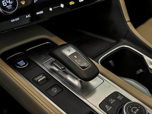 Used 2025 INFINITI QX60 Luxe w/ Vision Package AWD/4WD image 25