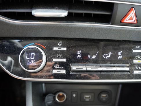 Used 2023 Hyundai Sonata Limited FWD image 7