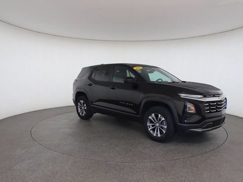 Used 2025 Chevrolet Equinox LT FWD image 27
