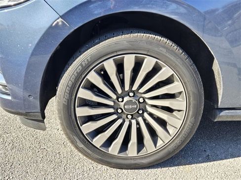 Used 2019 Lincoln Navigator Reserve w/ Cargo Package image 7