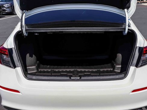 Used 2024 Honda Civic Sport image 32