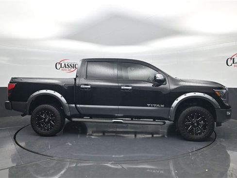 Used 2024 Nissan Titan Platinum Reserve w/ Moonroof Package image 6