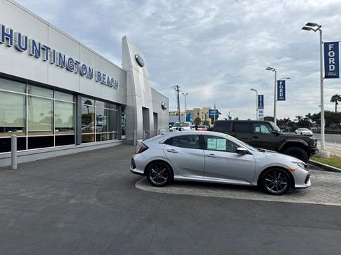 Used 2020 Honda Civic EX image 3
