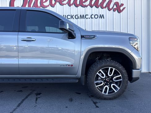 Used 2024 GMC Sierra 1500 AT4 w/ Technology Package image 30