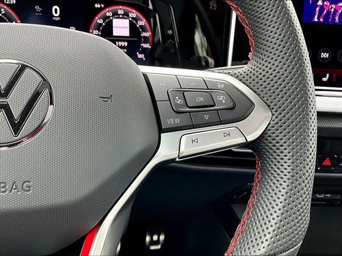 New 2026 Volkswagen GTI SE image 10