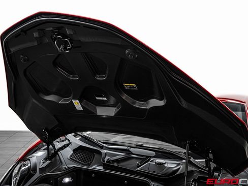 Used 2025 Lamborghini Revuelto image 11