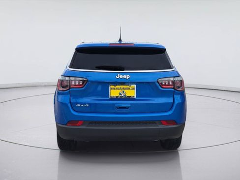 Used 2025 Jeep Compass Sport AWD/4WD image 4
