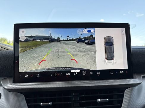 New 2026 Ford Explorer Active w/ Active Comfort Package RWD image 21