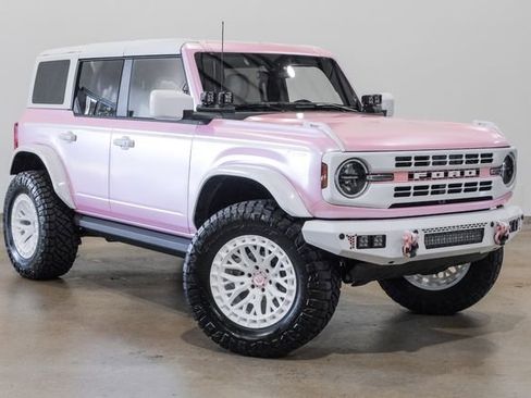 Used 2025 Ford Bronco Heritage Edition image 8